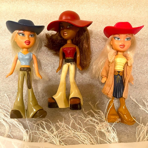 Bratz Dolls Lot of 3, McDonald’s Happy Meal Vintage 2003 Collectables